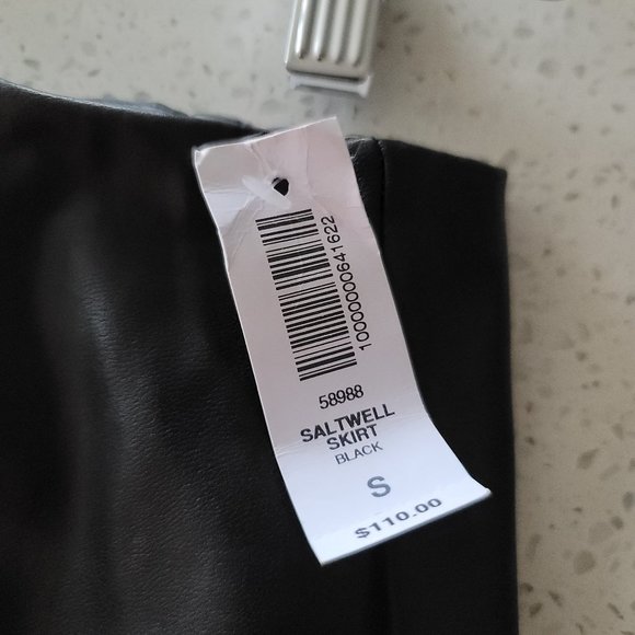 Aritzia Talula Saltwell Skirt Faux Leather - Picture 4 of 4